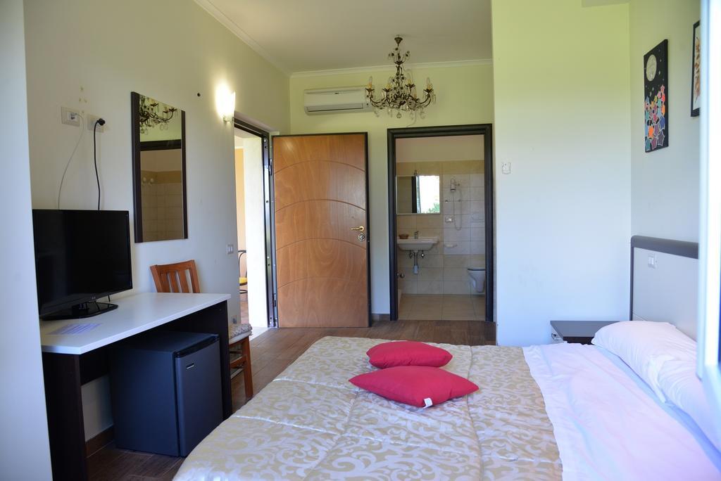 La Tenuta Del Passero Le Ferriere Экстерьер фото
